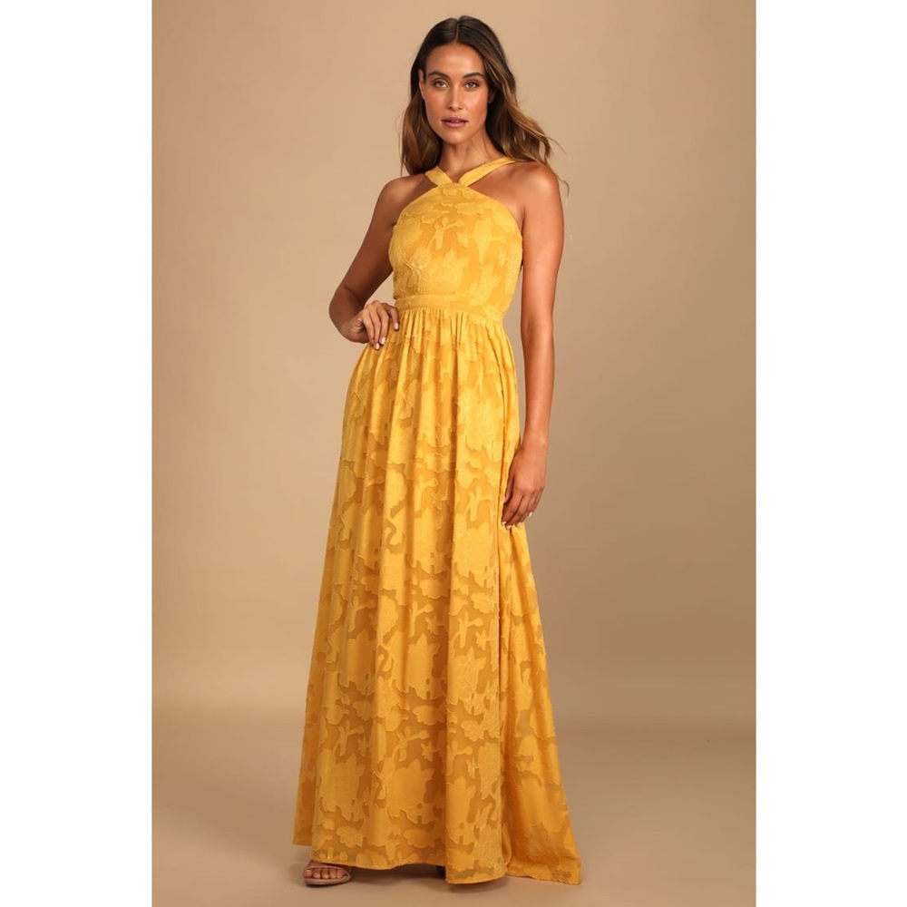 EUC 💛 Lulus Burnout Maxi Dress 💛 XL